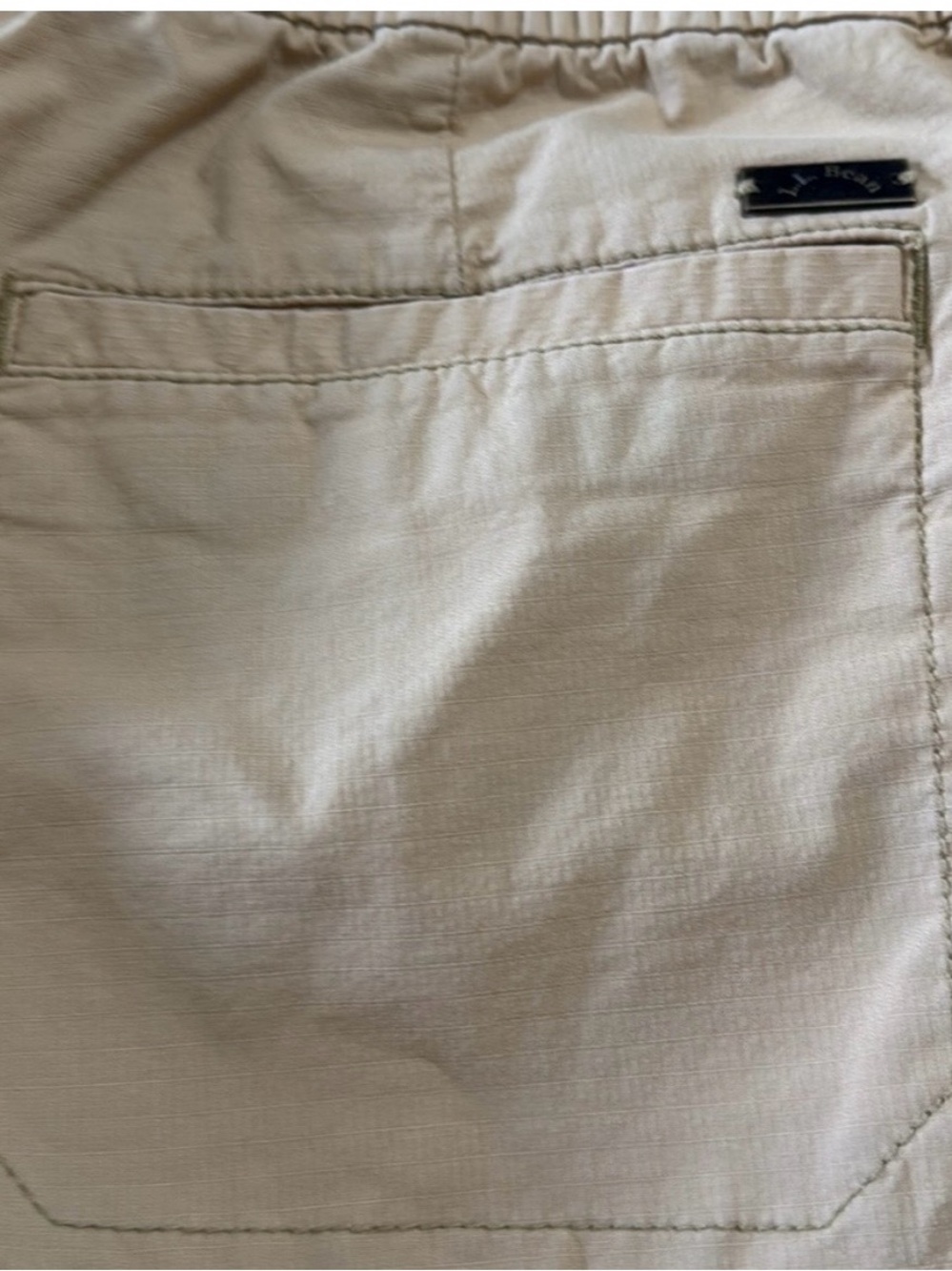 L.L. Bean Woman’s Pull on Ripstop Drawstring Khaki Ankle Pants - Picture 10 of 11